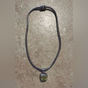 Premier Design Vintage Peridot Pendant Necklace with Magnetic Closure 💚